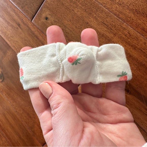Carter's White Headband with Strawberry Design - Picture 4 of 4